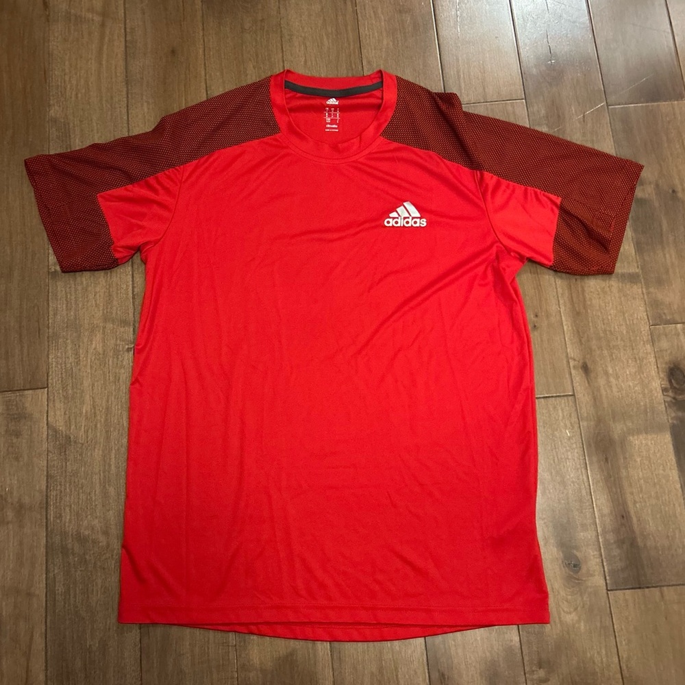 (3/$25) Adidas Size Men’s Medium Red Workout shirt - 🔴🎽